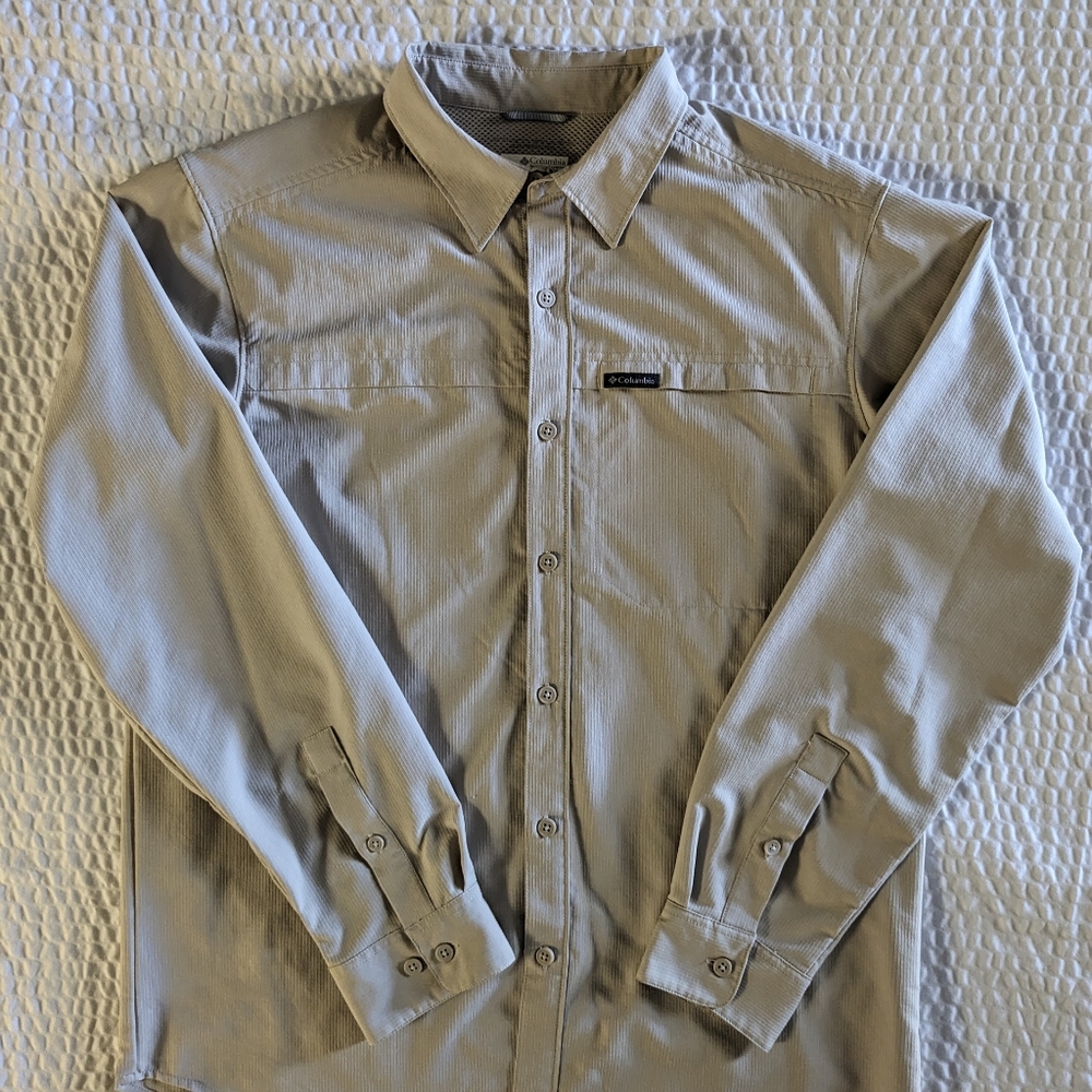 Columbia Men's Long Sleeve Medium Cream